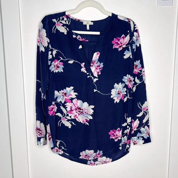 Joie Silk Floral Print Blouse Size XS Navy Blue Pink  White - Picture 3 of 7